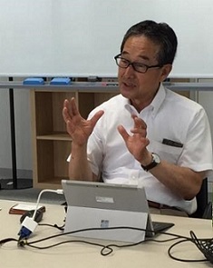 シニア起業セミナー講師　横屋創業マネージャーの写真